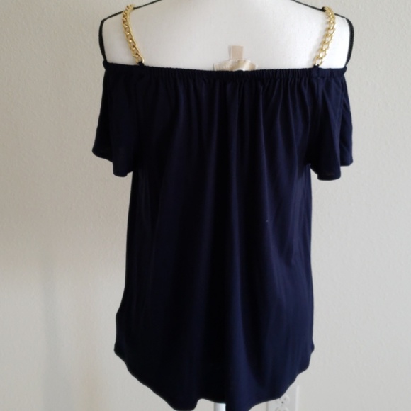 Top - Picture 3 of 4